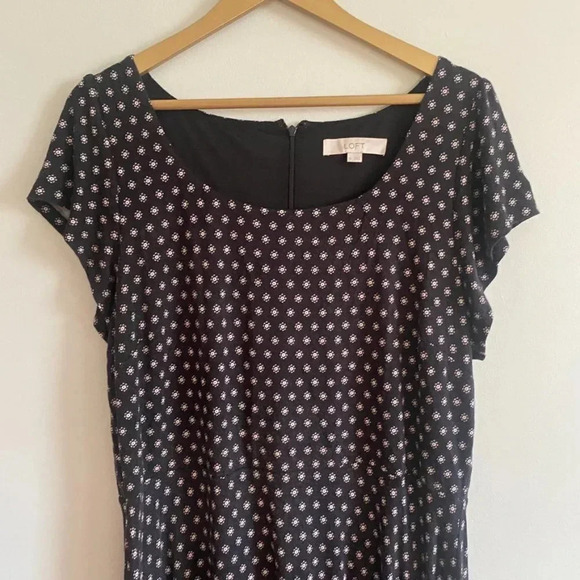 Ann Taylor Loft Floral A Line Dress - Picture 3 of 12